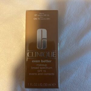 Clinique Even Better Makeup Broad Spectrum SPF 15 - Vanilla
